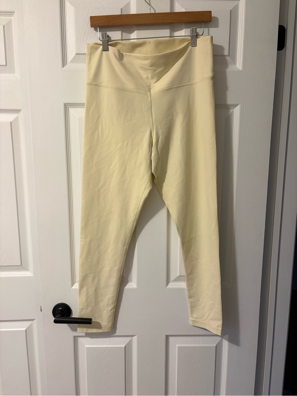 TNA BUTTER Hi-Rise Leggings - Picture 2 of 6